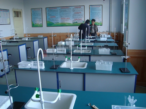 中◈學◈化學實驗(Yàn)室